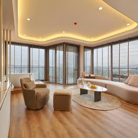 Ciragan Bosphorus Szálloda 4*