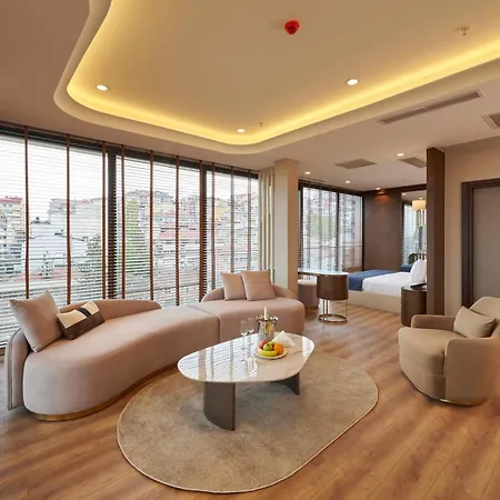 Ciragan Bosphorus Hotel