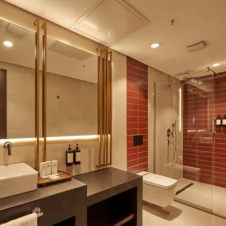 Ciragan Bosphorus 4*