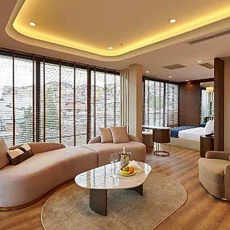 Ciragan Bosphorus Hotel Istanbul