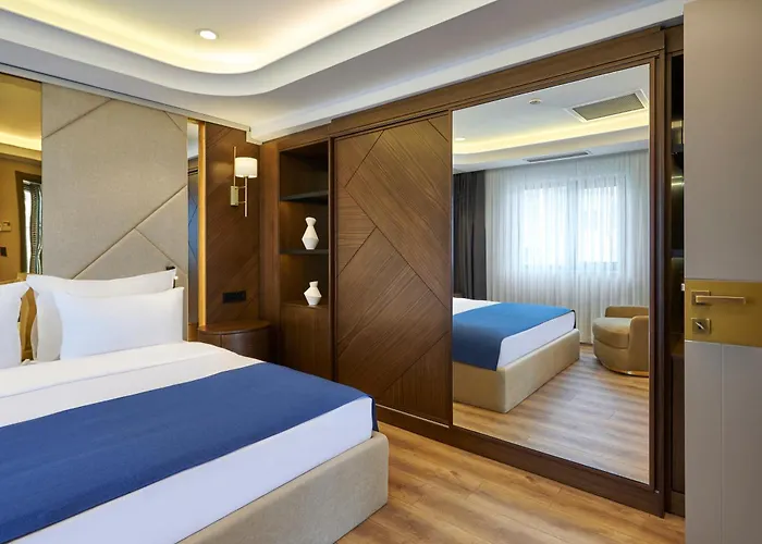 Ciragan Bosphorus Hotel