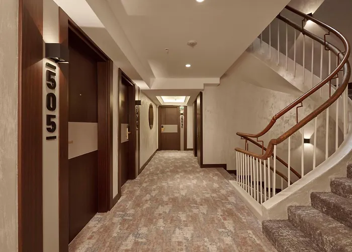 Ciragan Bosphorus Hotel 4*