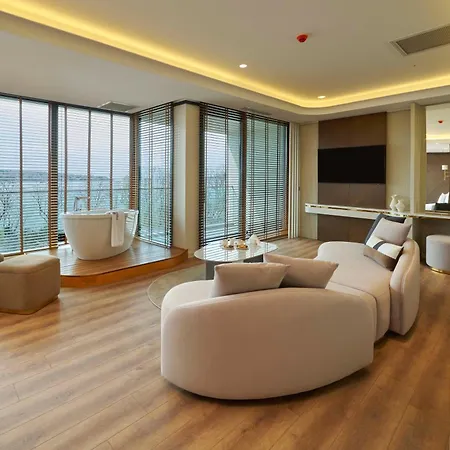 Hotel Ciragan Bosphorus 4*