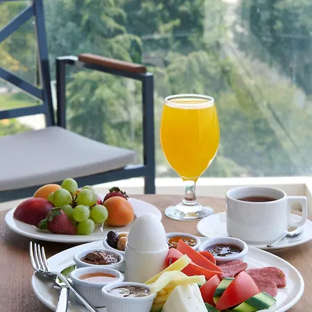 Ciragan Bosphorus Hotel 4*