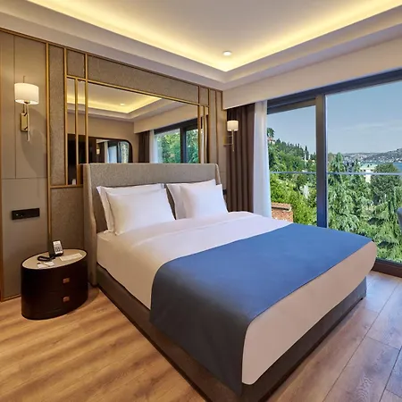 Ciragan Bosphorus Hotel 4*