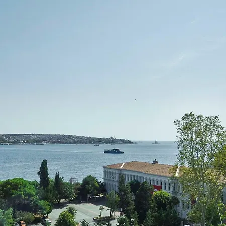 Ciragan Bosphorus Hotel 4*