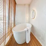 Ciragan Bosphorus 4*