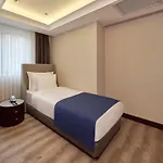 çırağan Bosphorus Hotel 4*