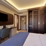 çırağan Bosphorus 4*