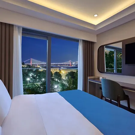 çırağan Bosphorus Hotel 4*