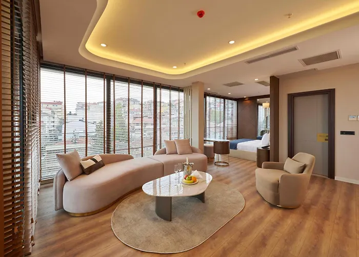 Ciragan Bosphorus Hotel