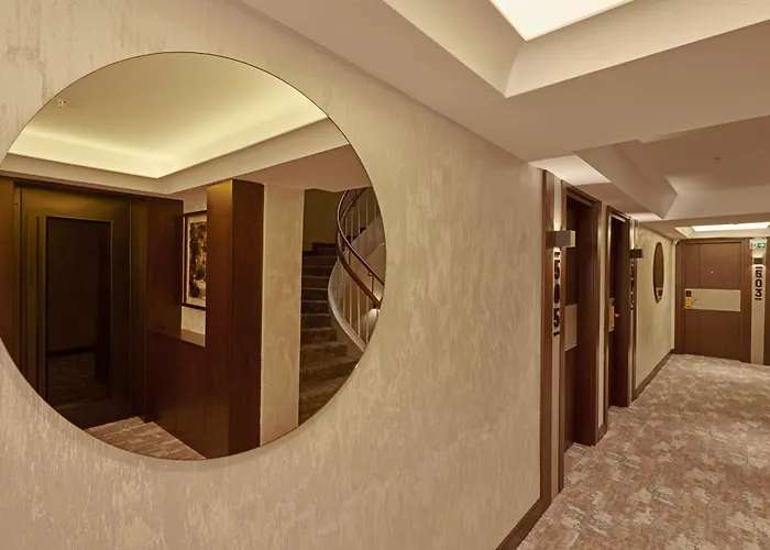 Ciragan Bosphorus Hotel 4*